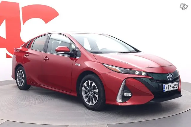 Toyota Prius Active - JBL / HUD / TUTKAT / ETÄVIILENNYS- JA LÄMMITYS / PYSÄKÖINTIAVUSTIN / ADAPT.VAKKARI YMS HUIPPUVARUSTEET Image 7