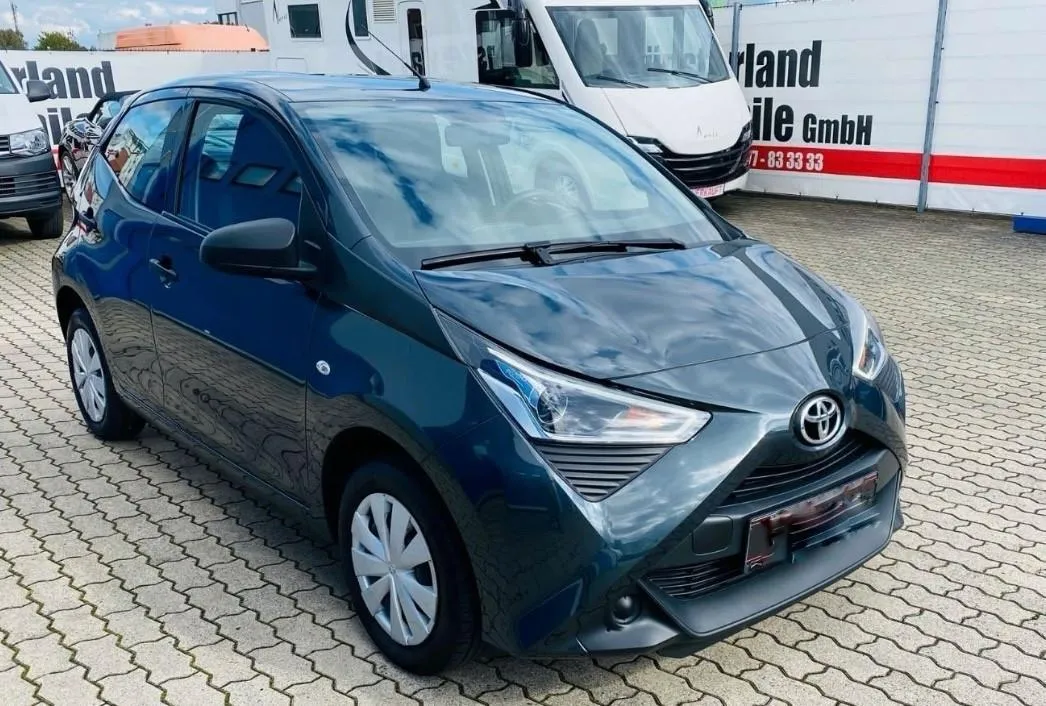 TOYOTA Aygo 1.0 VVT-i 72 CV 5p. x-cool MMT Image 5