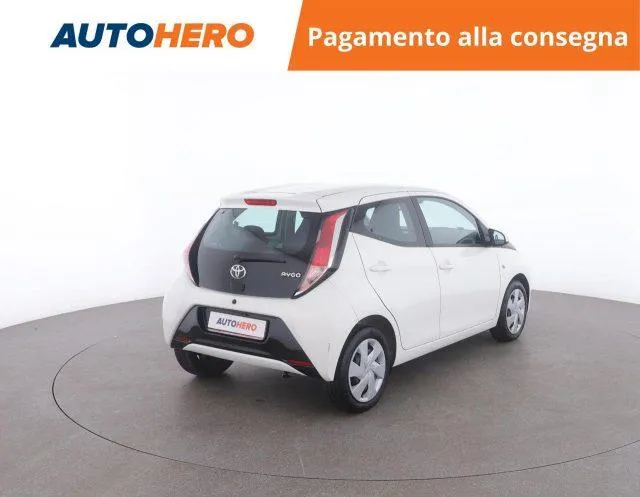 TOYOTA Aygo 1.0 VVT-i 69 CV 5p. x-play Image 5